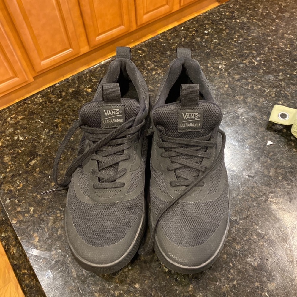 Vans UltraRange NWOT